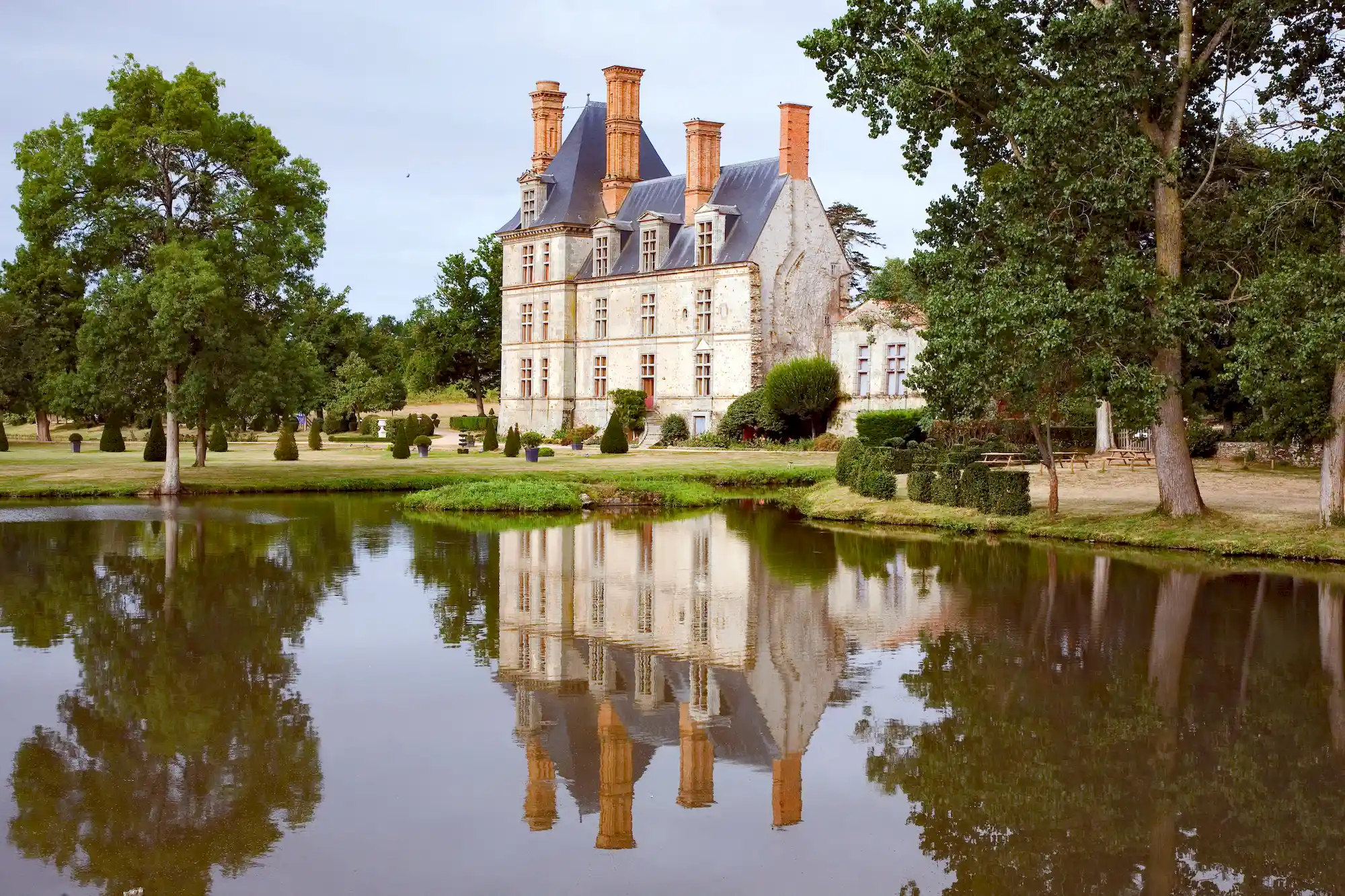 chateau des aventuriere