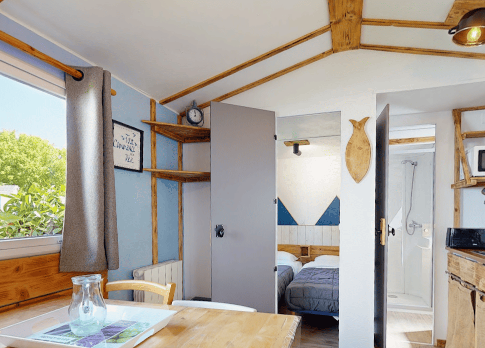 Cottage Signature