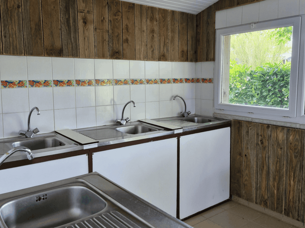 emplacement camping paradis la grand metairie vendee vaisselle